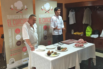 Javier Robles y Marcial Sanchez en el Restaurante Ambeles de Teruel