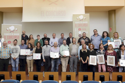 Foto de familia en El Concurso del Ternasco de Aragón