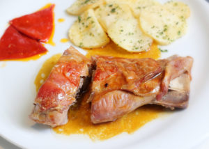 Restaurante la Rinconada de Lorenzo, Paletilla de Ternasco de Aragón asada
