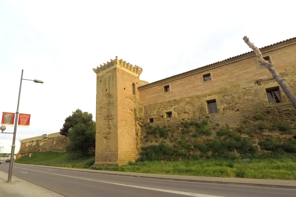 Huesca, ciudad de reyes - Torreón del Amparo