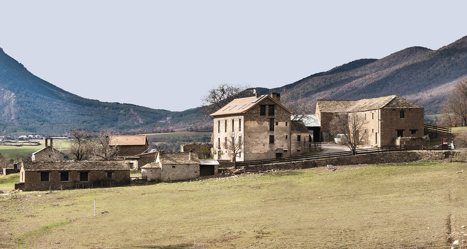 El bus del Ternasco de Aragón destino a la Borda de Pastores